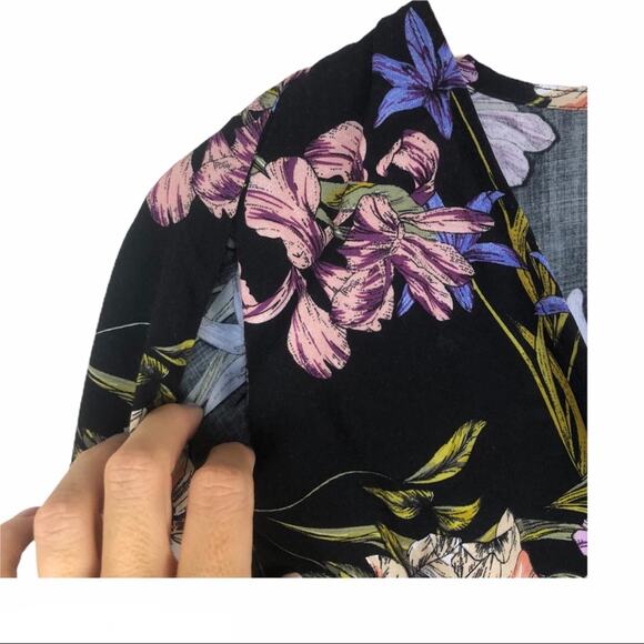 Jaase Cold Shoulder Floral Blouse Button Down - Picture 5 of 11